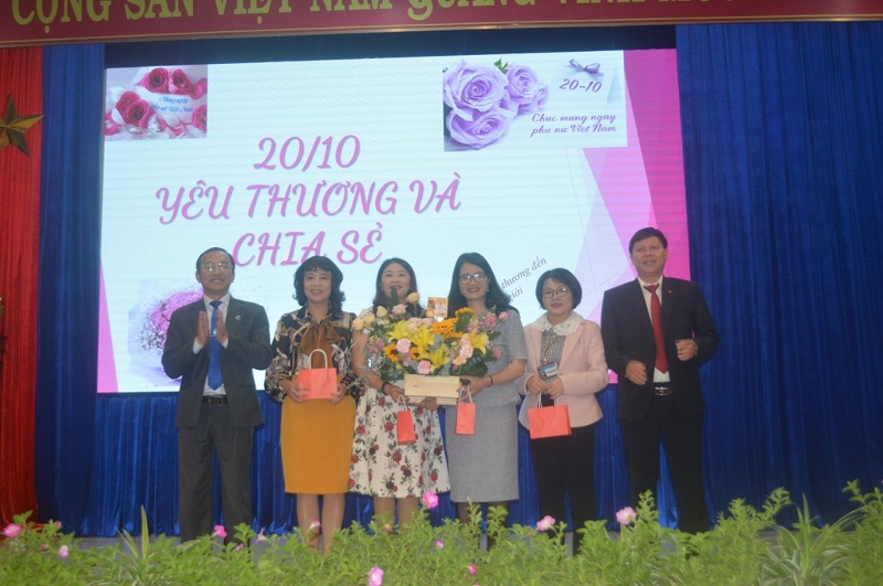 Công đoàn ngành giáo dục Lâm Đồng tổ chức tọa đàm nhân dịp kỷ niệm 90 năm ngày thành lập Hội Liên Hiệp Phụ nữ Việt Nam